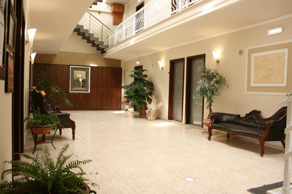 Rea Hotel Paralía Eksteriør billede