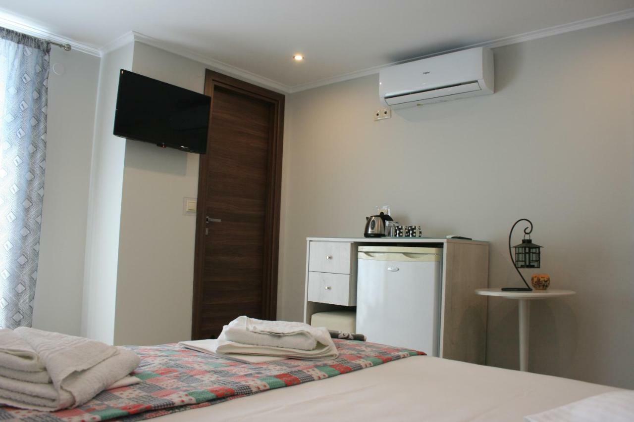 Rea Hotel Paralía Eksteriør billede